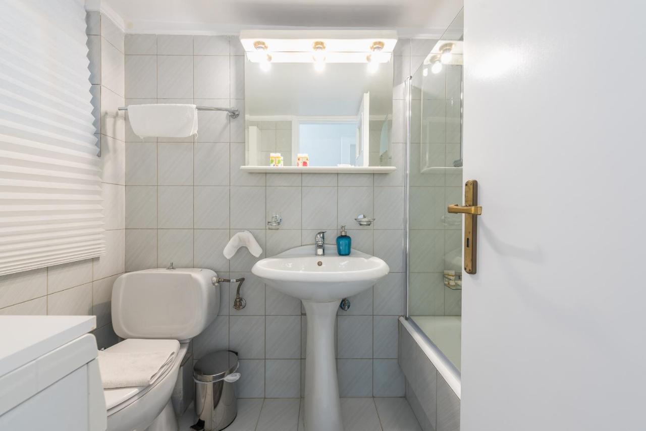 Cozy And Fresh Apt Close To Metro 雅典 外观 照片